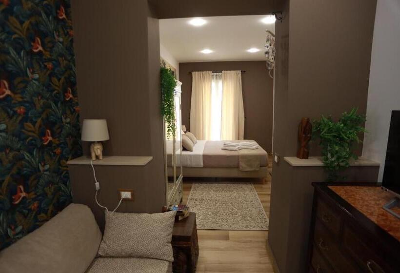 غرفة قياسية مزوَّدة بتراس, B&b Sant Agata Patrona