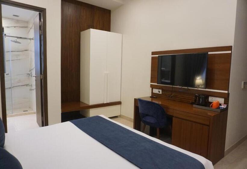 Standard Room, Comfort Inn Dhaliwals, Gurgaon