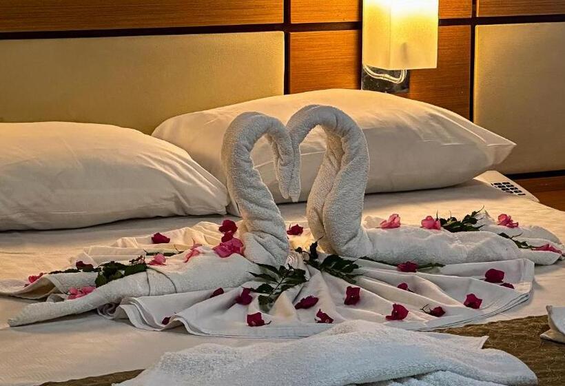 Четырехместный Номер Стандарт, Prenses Sealine Beach