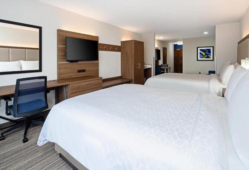 장애인을 위한 스탠다드 룸, Holiday Inn Express Hotel & Suites Atascadero, An Ihg