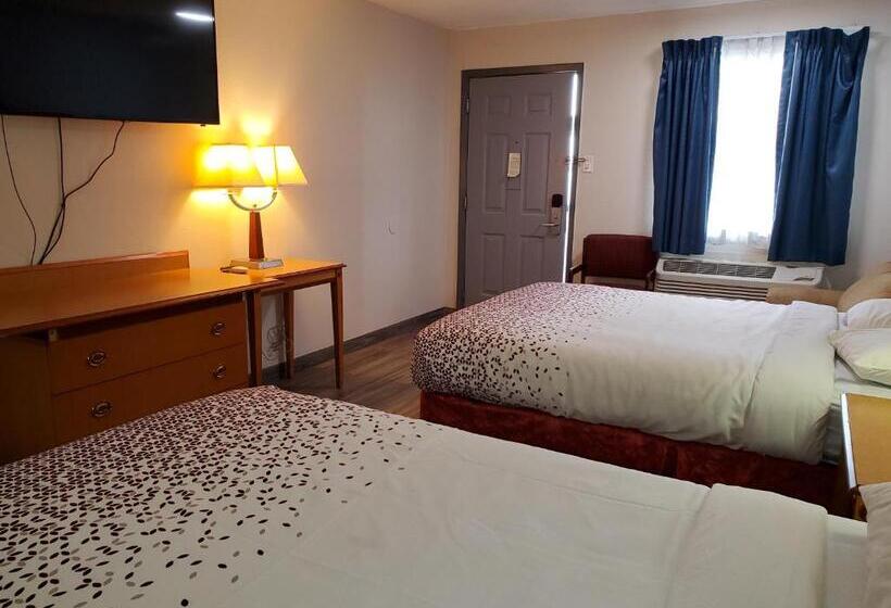 Номер Стандарт 2 Двуспальные Кровати, Travel Inn