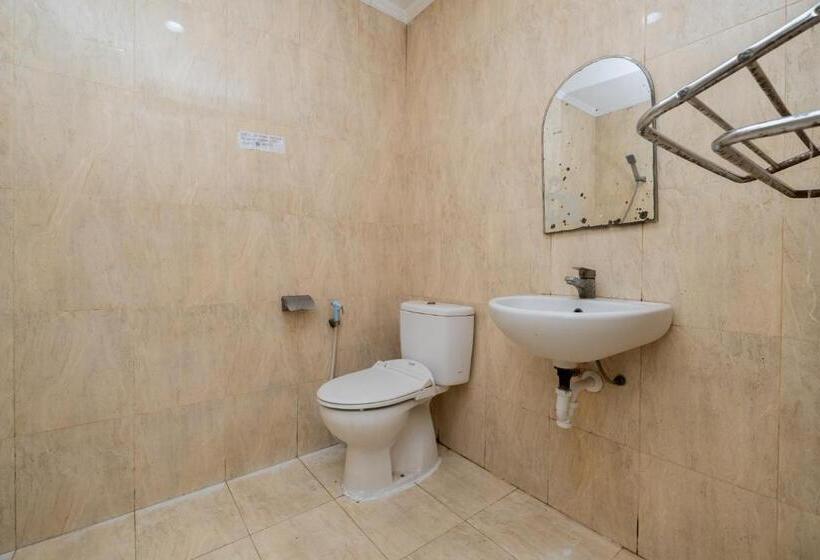 Номер Economy, Reddoorz Near Bukit Darmo Golf