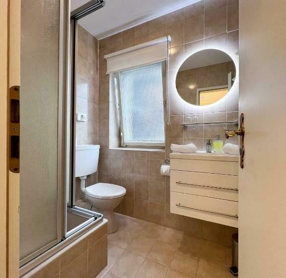 Номер Стандарт Вид на Озеро, Sieben Zimmer Am See