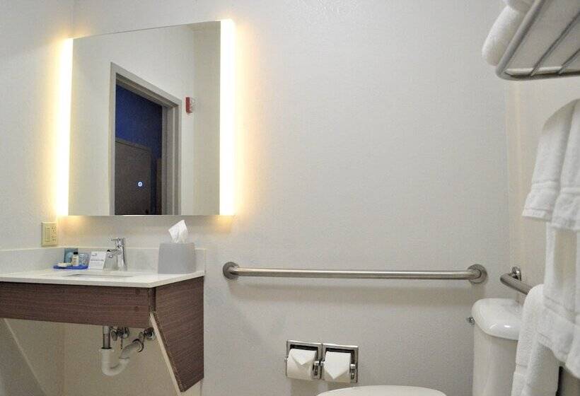 Люкс Адаптированный для Инвалидов, Holiday Inn Express & Suites Batesville, An Ihg