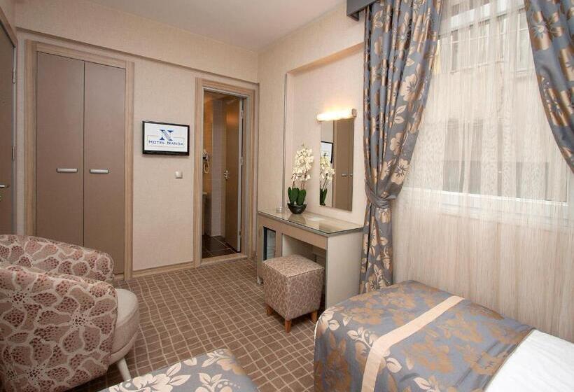 Chambre Standard, Nanda