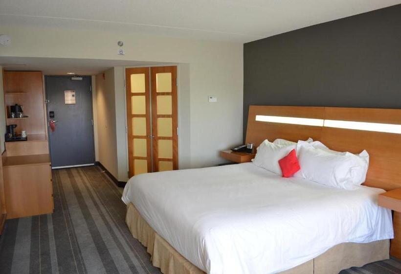 חדר סופריור עם מיטת קינג, Novotel Toronto Vaughan Centre