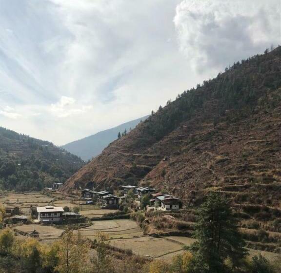 اتاق لوکس با تراس, The Postcard Dewa, Thimphu, Bhutan