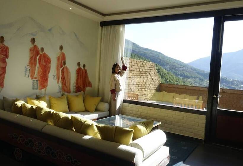 سوئیت پریمیوم, The Postcard Dewa, Thimphu, Bhutan