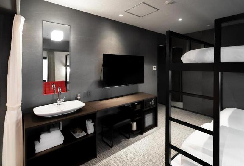 Номер Deluxe, En Hotel Hakata