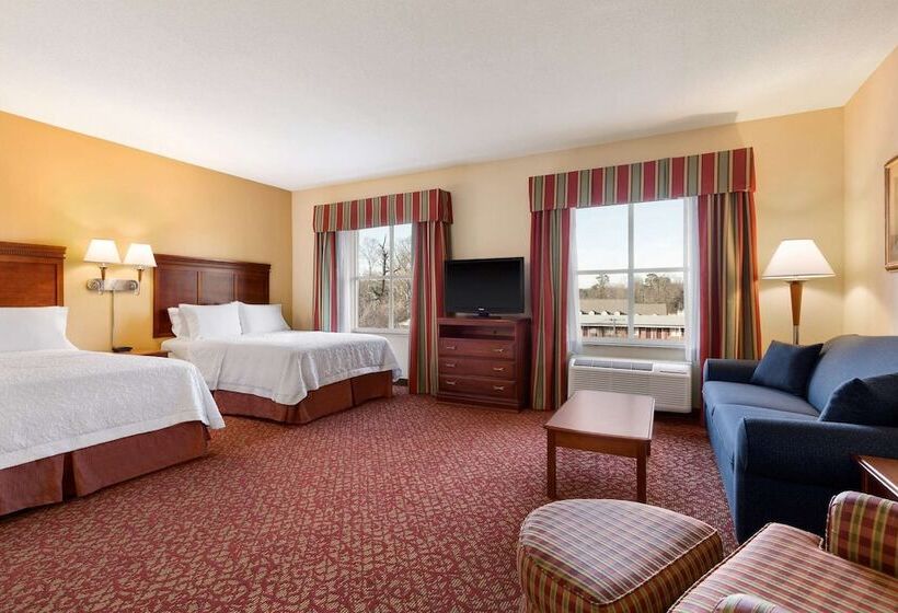 标准工作室, Hampton Inn & Suites Williamsburg Historic District
