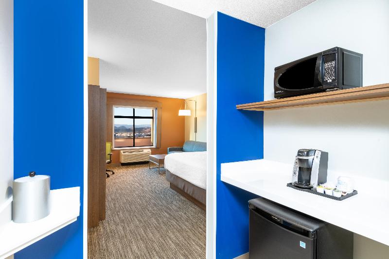 이그제큐티브 룸 킹사이즈 침대, Holiday Inn Express & Suites St George North   Zion, An Ihg
