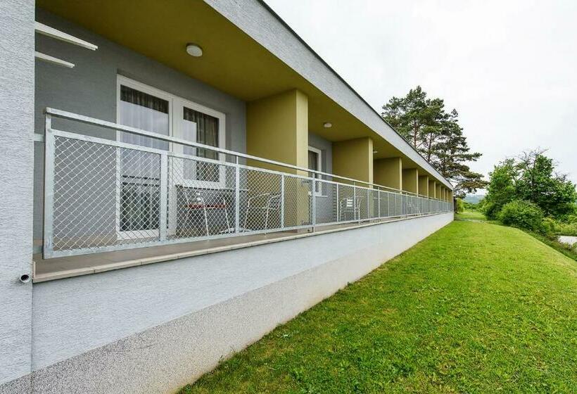 Номер Стандарт с Балконом, Rakovec