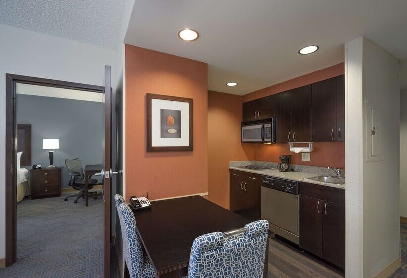 Suite, Homewood Suites By Hilton Louisvilleeast