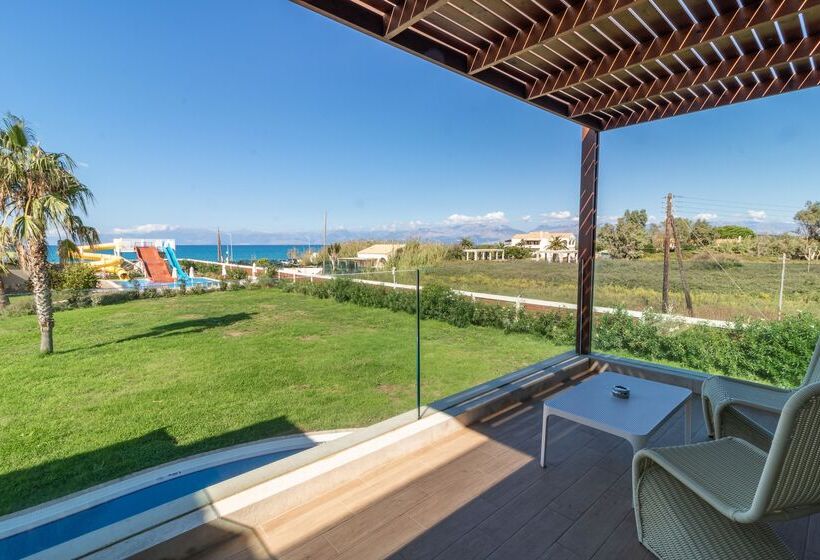 اتاق لوکس با چشم‌انداز دریا, Almyros Beach