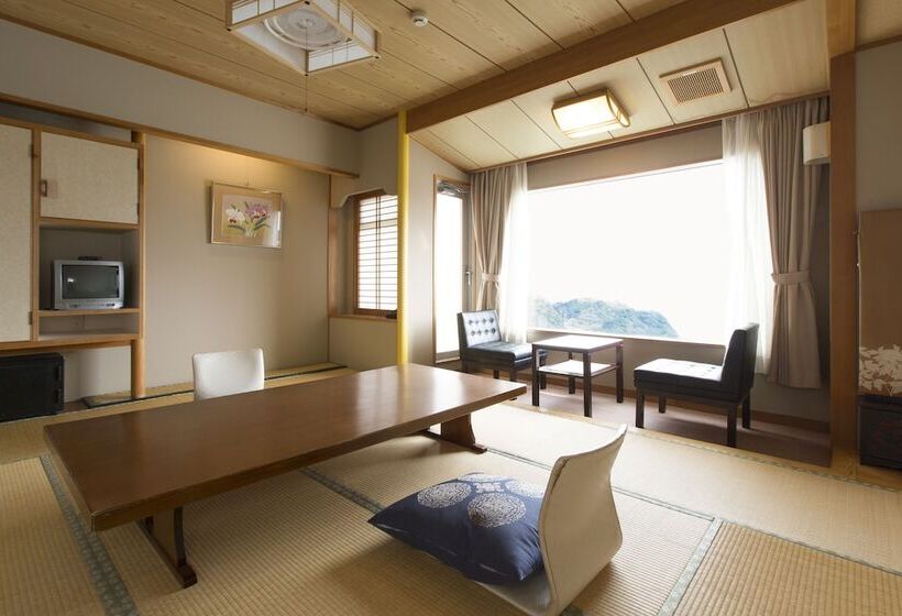 Номер Стандарт Вид на Море, Shimoda View
