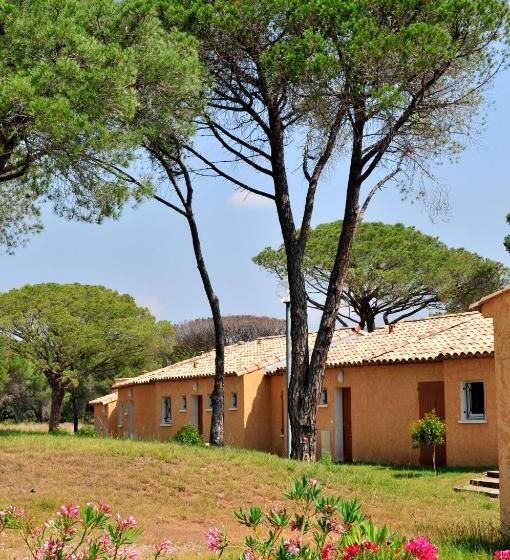 Вилла 3 Спальни, Résidence Goélia Le Village Azur