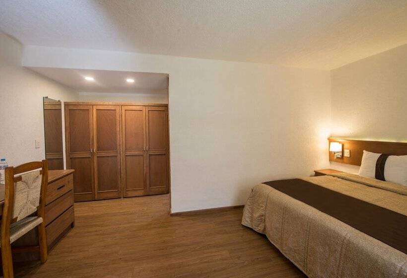 Quarto Estandar, Quinta Rivera