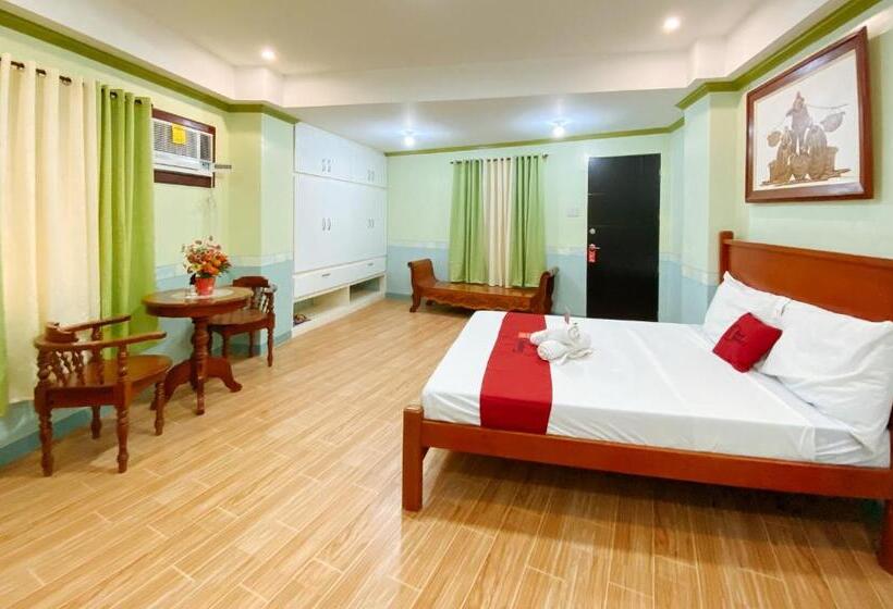 Люкс, Reddoorz @ Calapandayan Subic Zambales