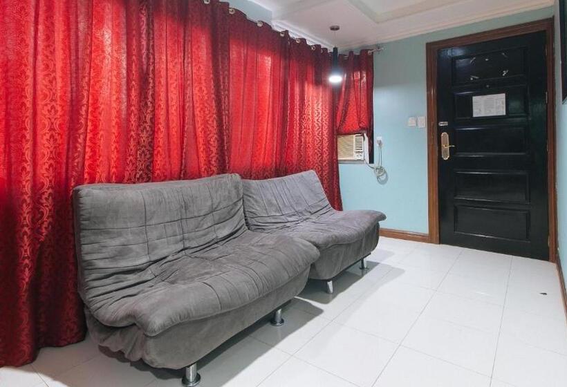 Люкс, Holiday Plaza Hotel Tuguegarao City