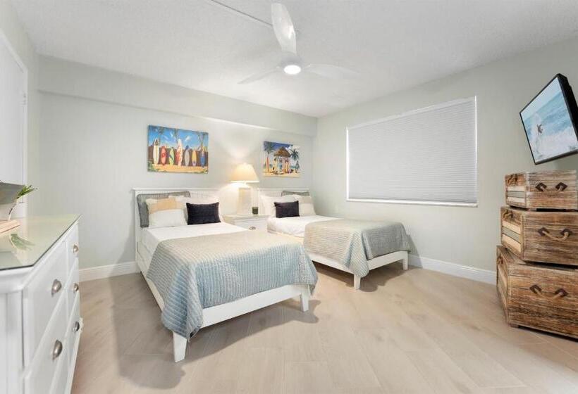 2 Bedroom Premium Apartment Sea View, Paradise Beach Club   Oceanfront And Penthouse