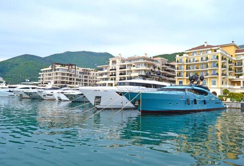 اتاق لوکس, Tivat Apartments