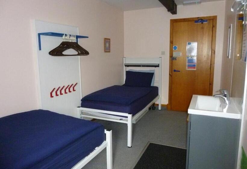 Номер Стандарт, Port Charlotte Youth Hostel