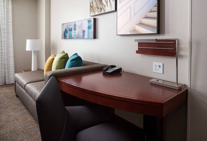 Люкс 2 Спальни, Residence Inn Long Beach Downtown