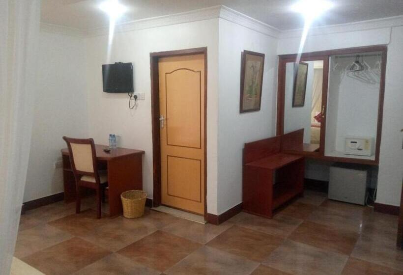 Номер Стандарт Трехместный, Karibu Heritage House