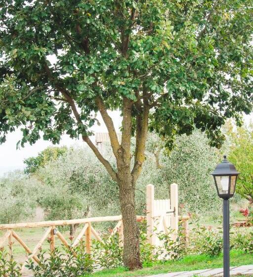 Семейное Бунгало, Agriturismo Poggio Degli Ulivi