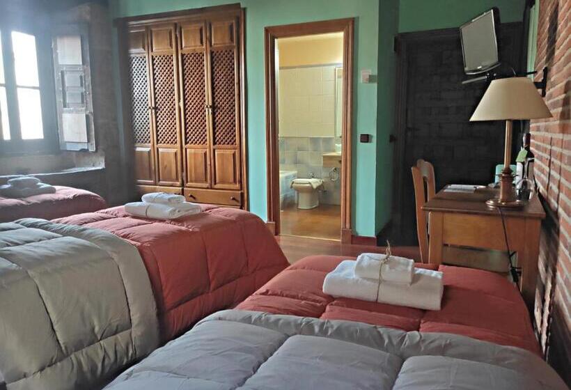 스탠다드 트리플 룸, Posada De Candelario