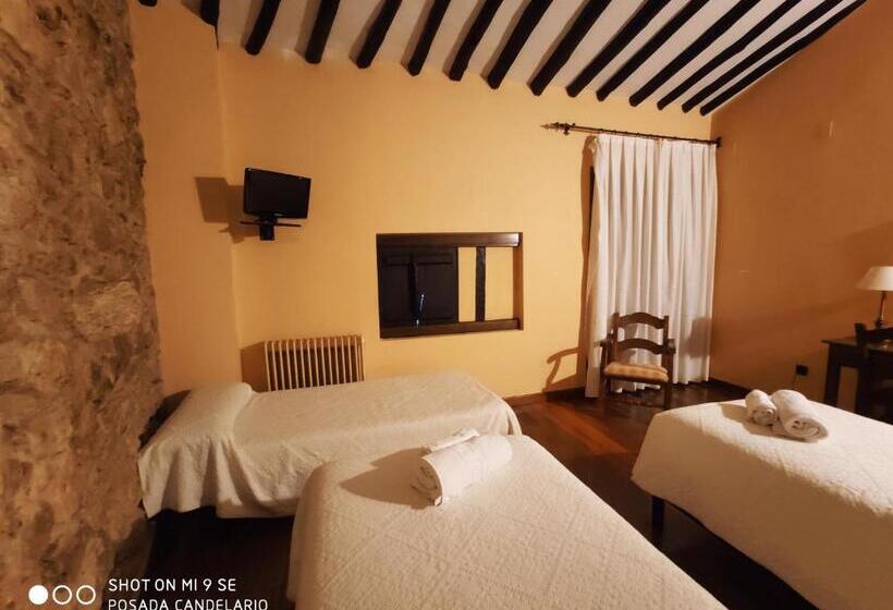 스탠다드 트리플 발코니 룸, Posada De Candelario