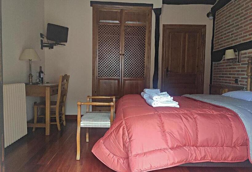 스탠다드 발코니 룸, Posada De Candelario