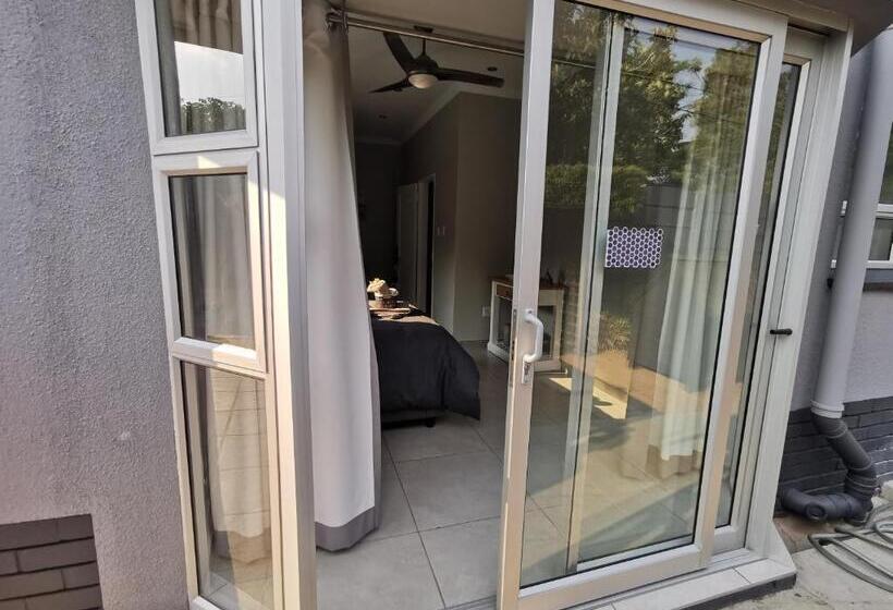 스탠다드 룸, Utopia Guest House