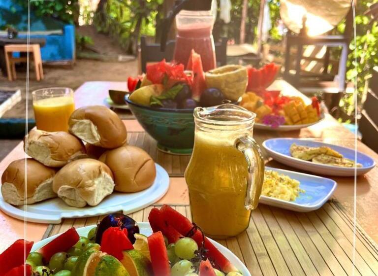 Четырехместный Номер Стандарт с Балконом, Vila Pepouze Hostel