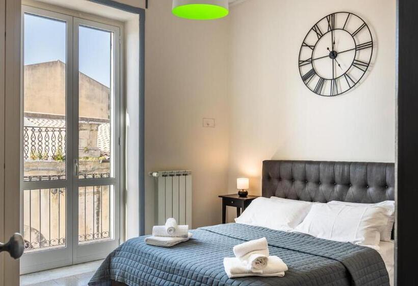 آپارتمان 1 خوابه با تراس, Guest House Aurispa
