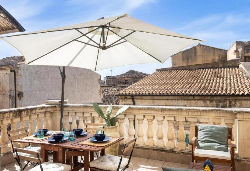 آپارتمان 1 خوابه با تراس, Guest House Aurispa