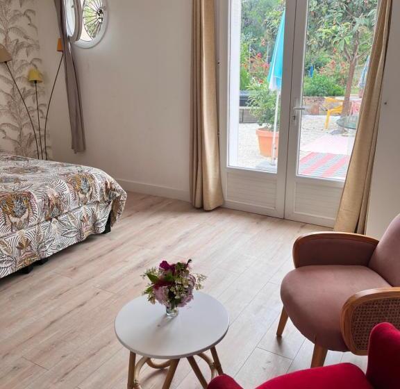 Номер Стандарт Вид на Сад, Minor Swing Appartement  Casa Monica Maison D Hôte