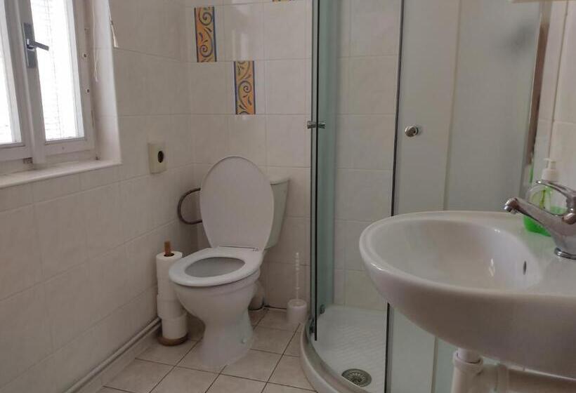 标准间, Pension Horalka 206