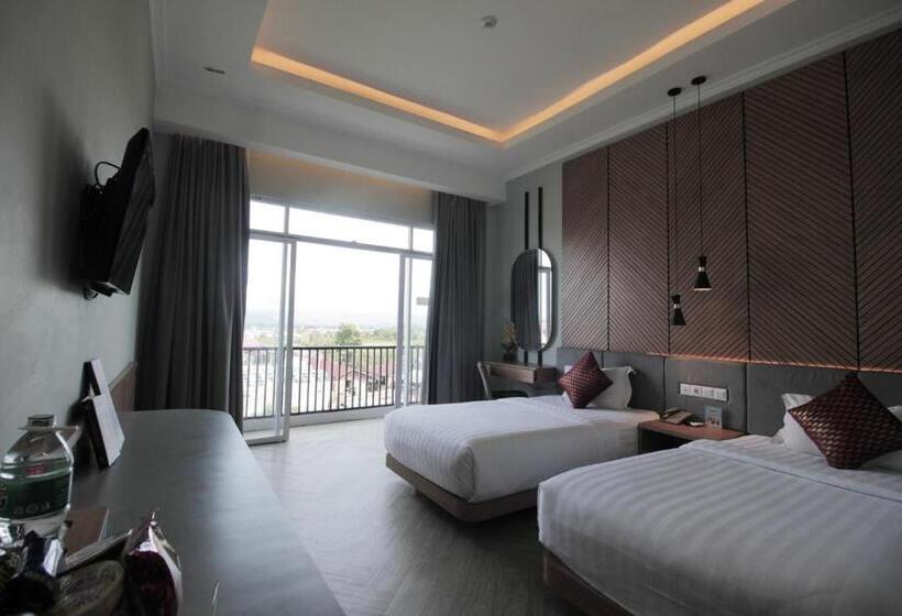 Номер Deluxe с Балконом, Muara Hotel Bukittinggi