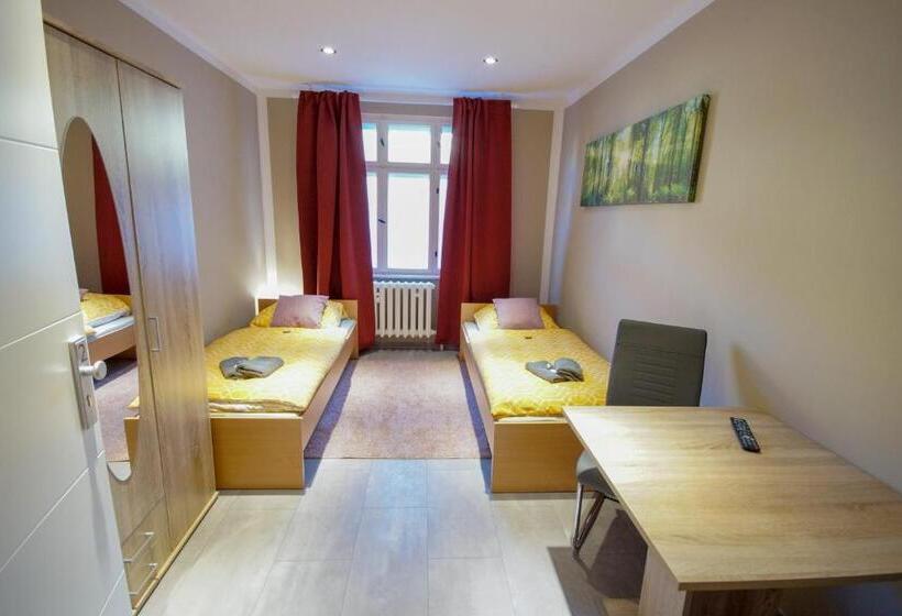 اتاق استاندارد با سرویس بهداشتی مشترک, Motel Daria Hennigsdorf Berlin