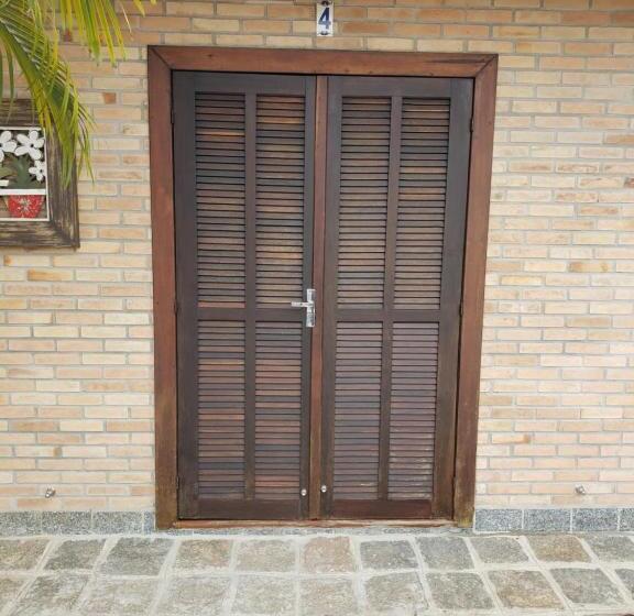 デラックスルーム, Suítes Verano Ubatuba   Bairro Itaguá   Com Piscina