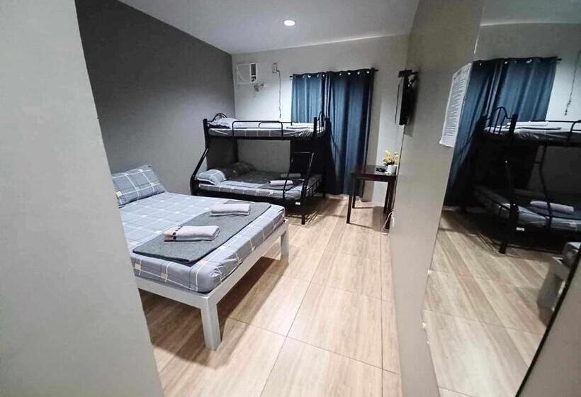 패밀리 룸, 2020 Travelers Inn