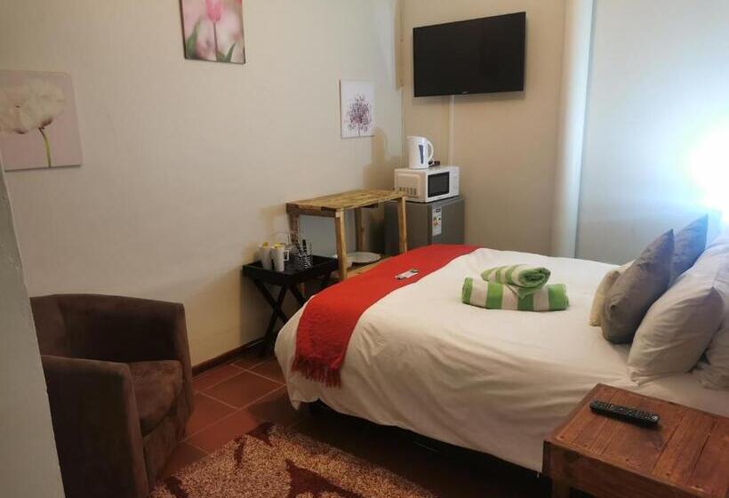 Quarto Estandar Banheiro Compartilhado, Dawati La Jua