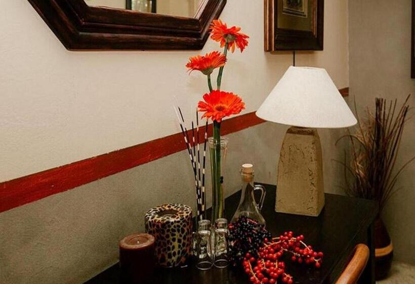 Семейный Номер, Coco Cabana Guest House