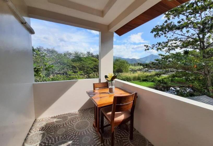 Четырехместный Номер Deluxe, Youhan Beach Resort