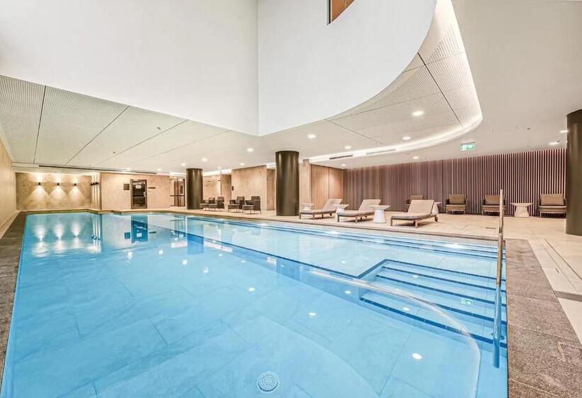 带1个卧室的高级公寓, Skygarden Luxury Condo