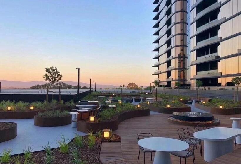 Apartamento 1 Dormitório com Vistas, Skygarden Luxury Condo