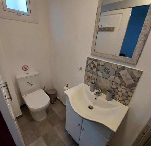 استودیوی لوکس, Magdalene S City House Inn