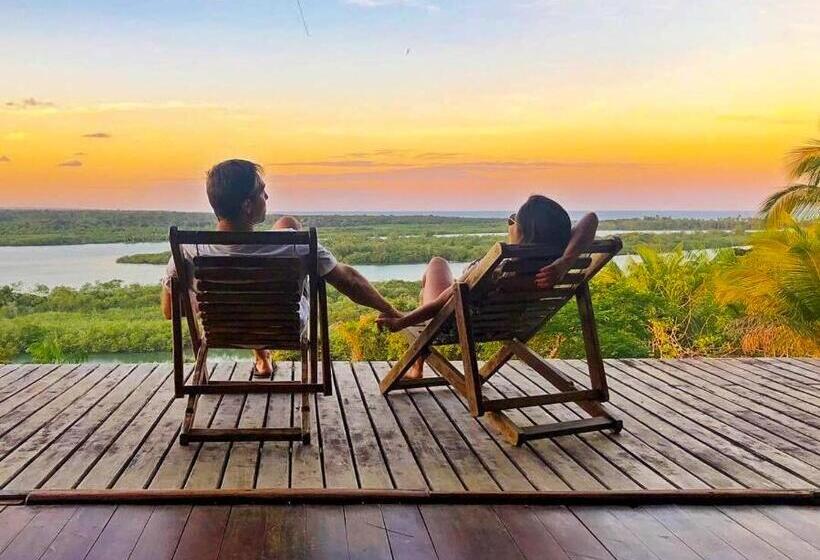 デラックスバンガロー, Art Jungle Eco Lodge