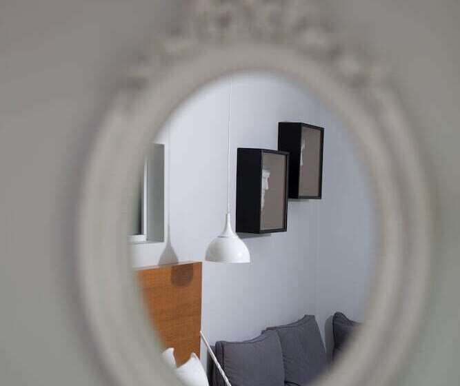 Quarto Triplo Estandar com Vistas, A For Athens